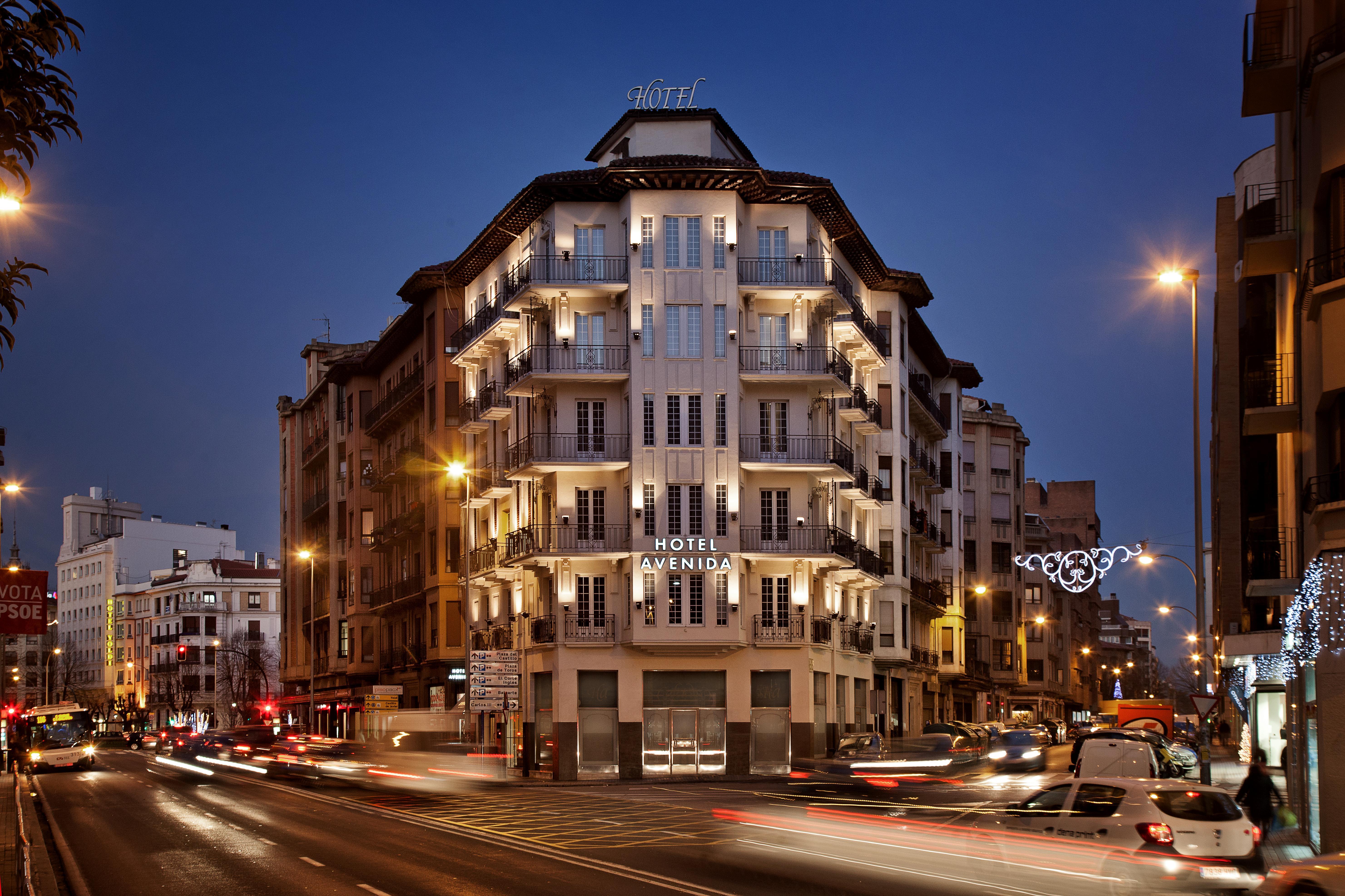 Hotel Avenida Pamplona Exterior foto